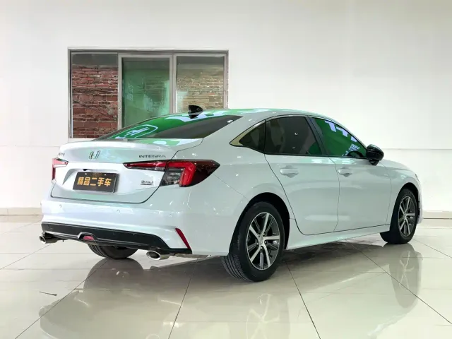 Honda Integra — Фото автомобиля 4