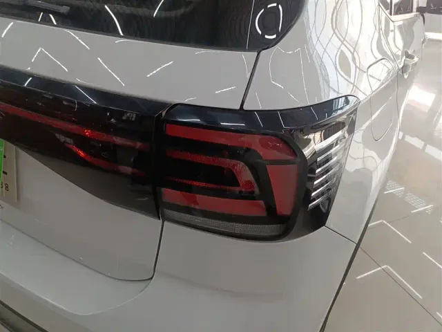 Volkswagen T-Cross — Фото автомобиля 23
