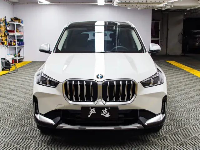 BMW X1 — Фото автомобиля 2