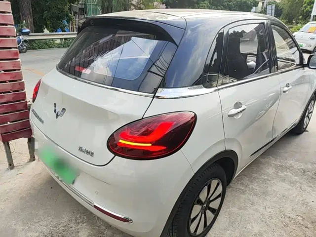 Wuling Bingo — Фото автомобиля 6