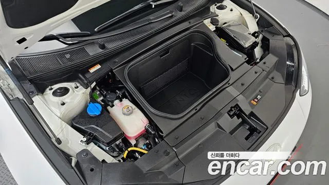 Hyundai Ioniq 6 — Фото автомобиля 9
