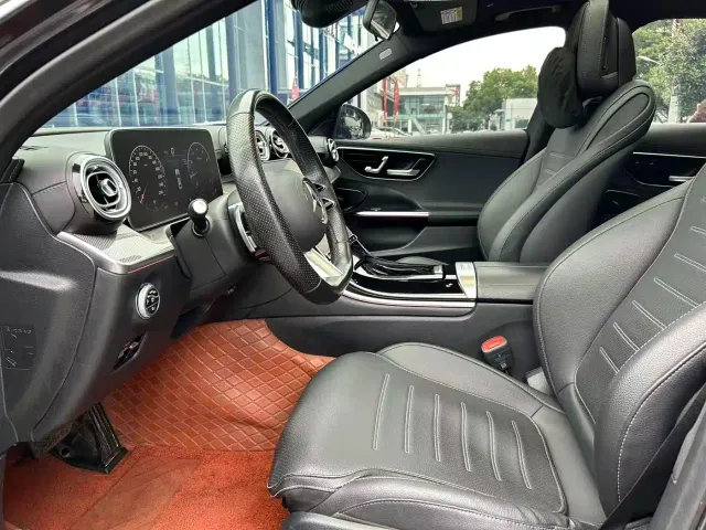 Mercedes-Benz C-Class — Фото автомобиля 10