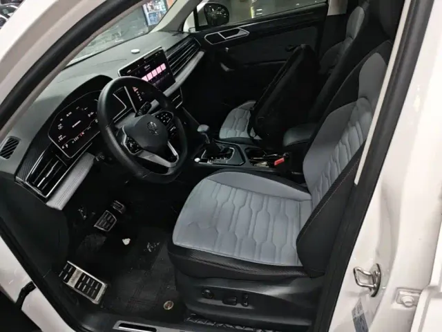 Volkswagen Tiguan X — Фото автомобиля 14