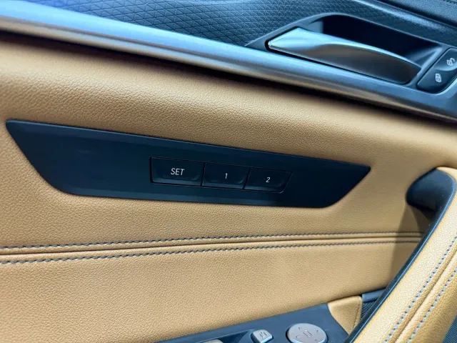 BMW 5 Series — Фото автомобиля 23