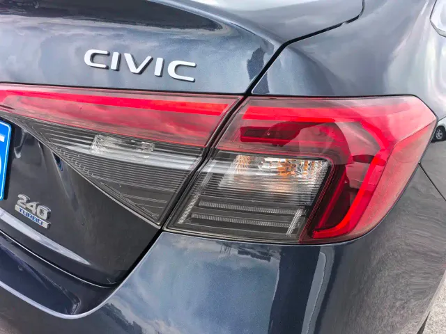 Honda Civic — Фото автомобиля 14