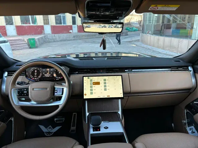 Land Rover Range Rover — Фото автомобиля 16