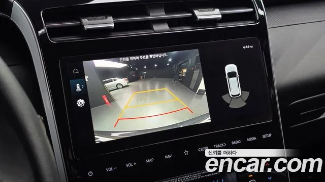Hyundai Tucson Tucson (NX4) Дизель 2.0 4WD — Фото автомобиля 15