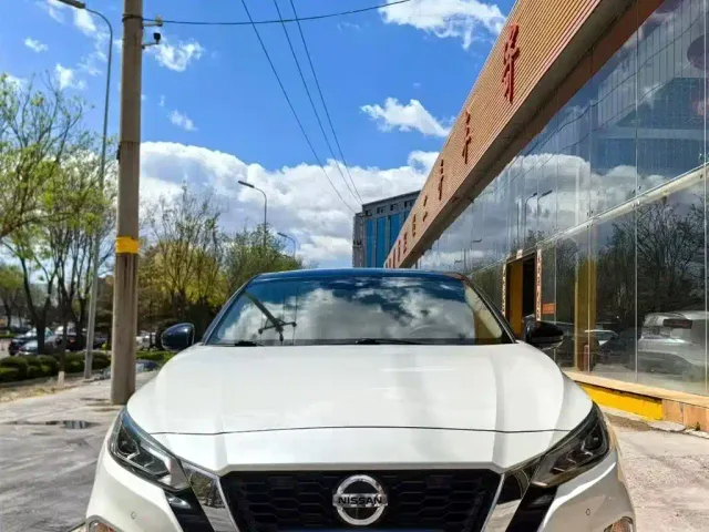 Nissan Teana — Фото автомобиля 10