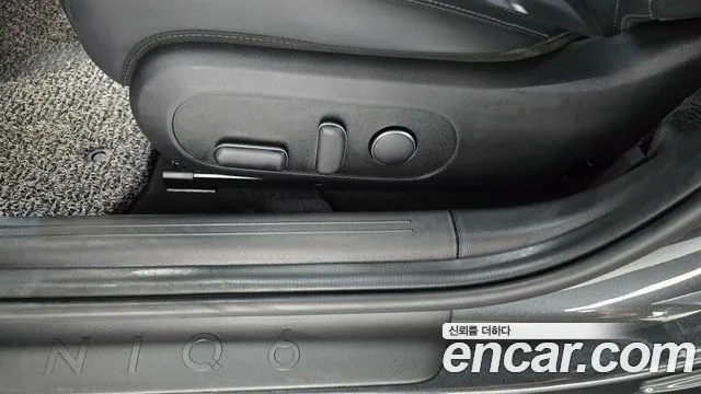 Hyundai Ioniq 6 — Фото автомобиля 28