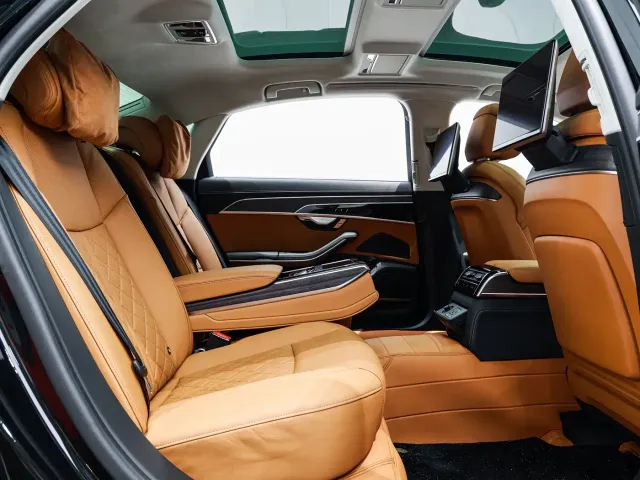 Audi A8 — Фото автомобиля 12