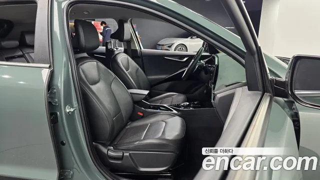 Kia Niro The All New — Фото автомобиля 15