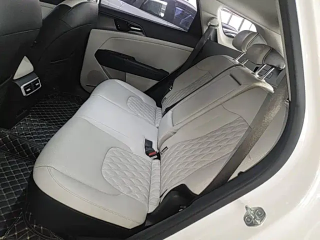 Kia Sportage — Фото автомобиля 16