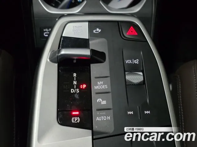 BMW X1 U11 — Фото автомобиля 10