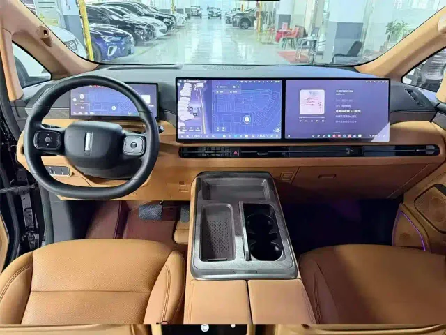 Wey Alpine — Фото автомобиля 6