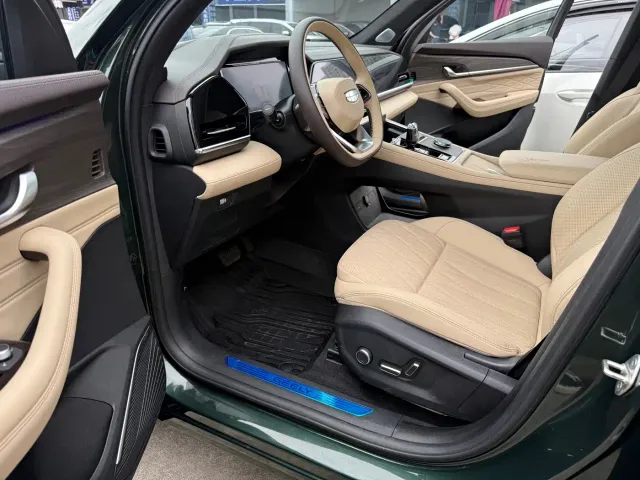 Geely Xingyue L — Фото автомобиля 4