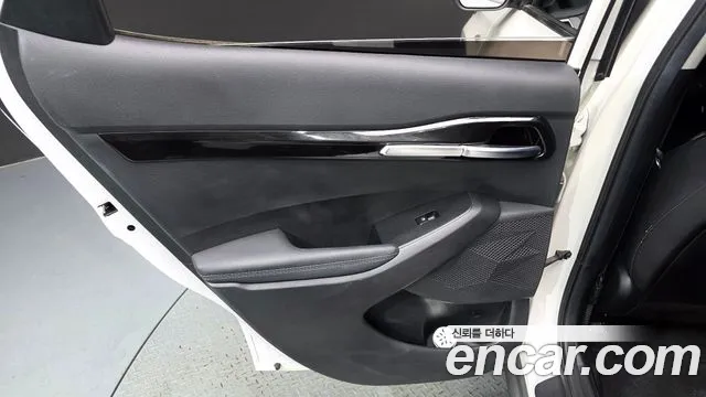 Kia Seltos Seltos Бензин 1.6 турбо 2WD — Фото автомобиля 25