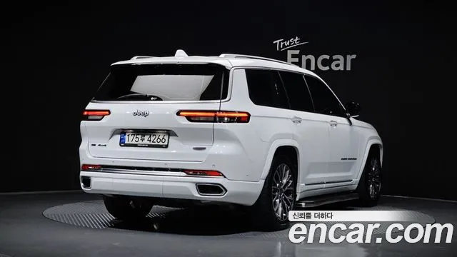 Jeep Cherokee WL — Фото автомобиля 2