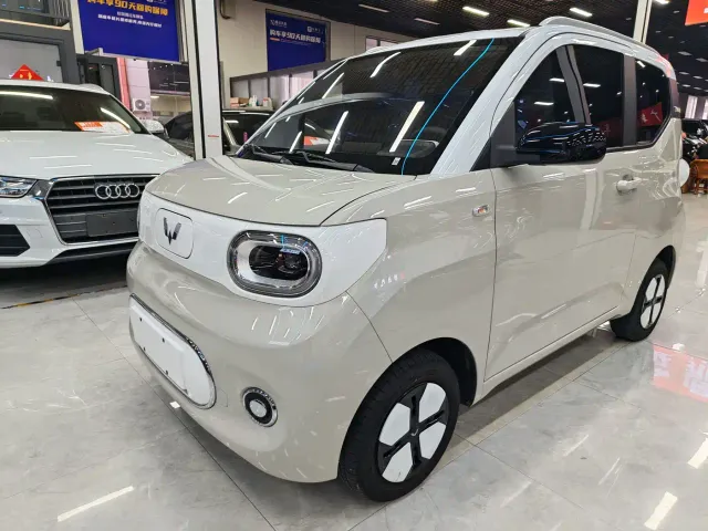 Фотография автомобиля — Wuling Hongguang Mini EV