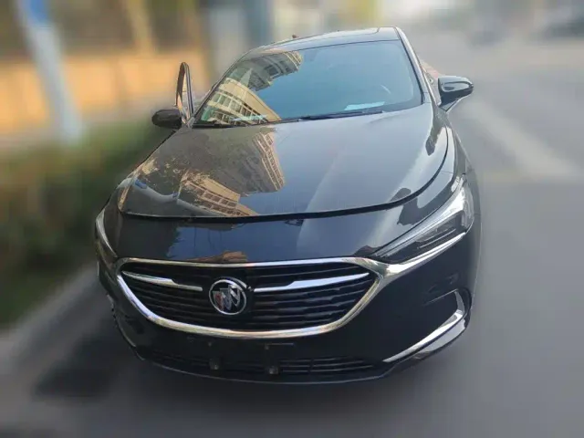 Buick LaCrosse — Фото автомобиля 2