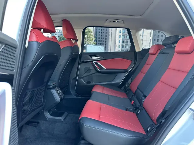 BMW X1 — Фото автомобиля 10