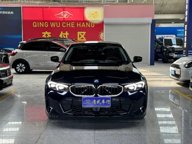 BMW 3 Series — Фото автомобиля 2