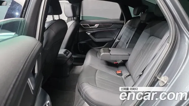 Audi A6 C8 — Фото автомобиля 18