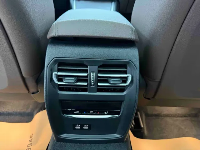 BMW 3 Series — Фото автомобиля 18