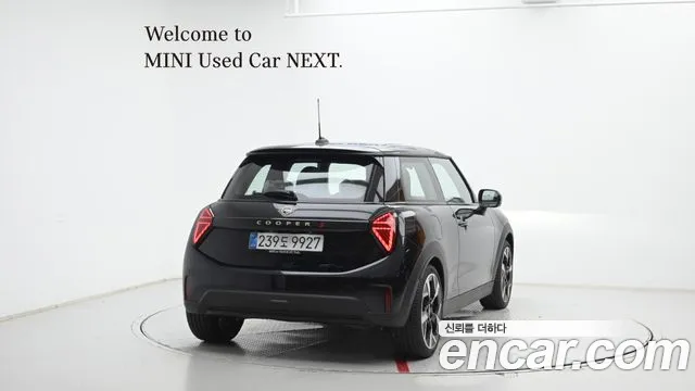 MINI Cooper 4th Gen — Фото автомобиля 2