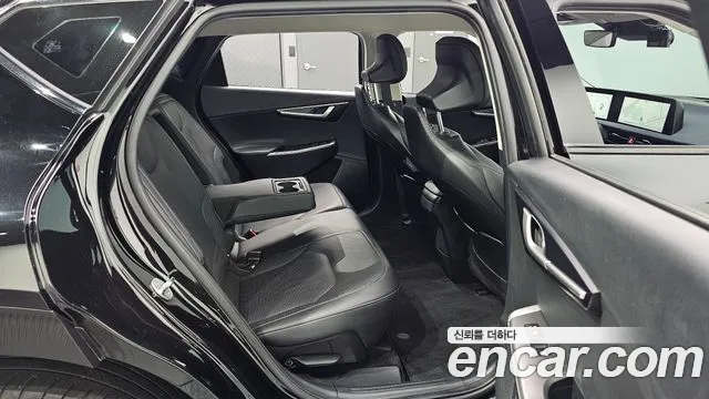 Kia EV6 — Фото автомобиля 17