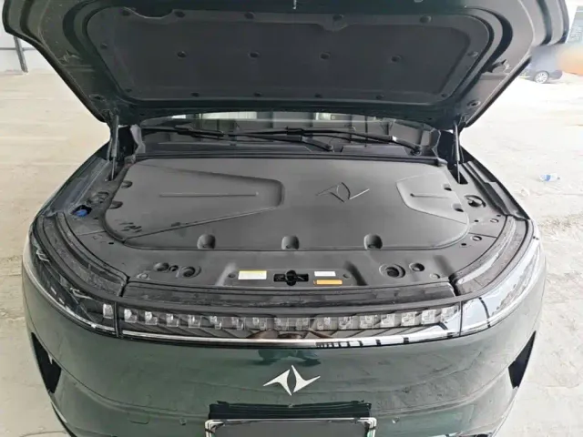 Dongfeng eπ 008 — Фото автомобиля 19