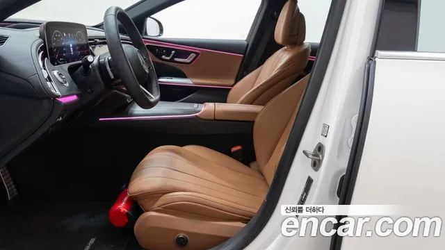 Mercedes-Benz E-Class — Фото автомобиля 10