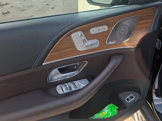 Mercedes-Benz GLS-Class — Фото автомобиля 8