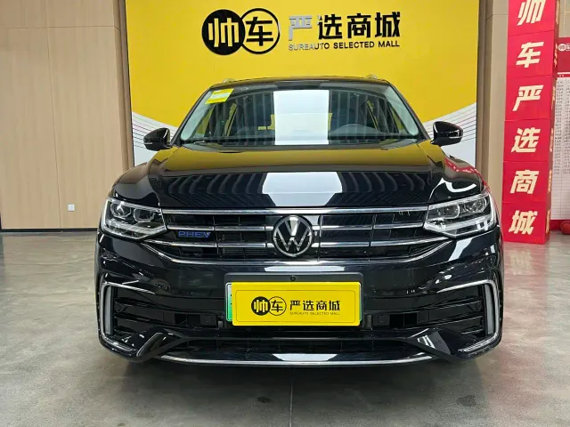 Volkswagen Tiguan L PHEV — Фото автомобиля 2