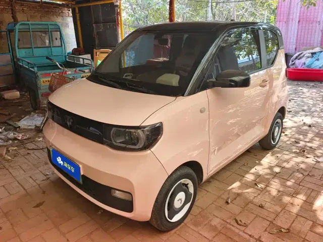Фотография автомобиля — Wuling Hongguang Mini EV