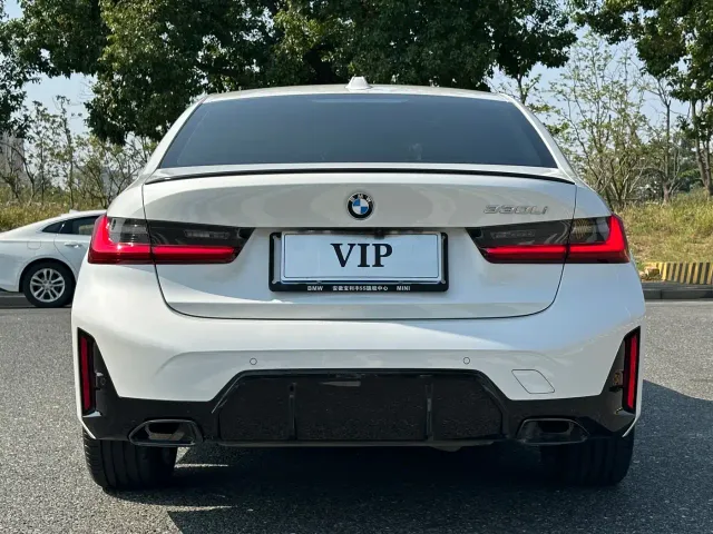 BMW 3 Series — Фото автомобиля 4