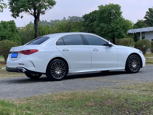 Mercedes-Benz C-Class — Фото автомобиля 6