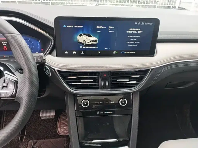 Ford Escape — Фото автомобиля 12