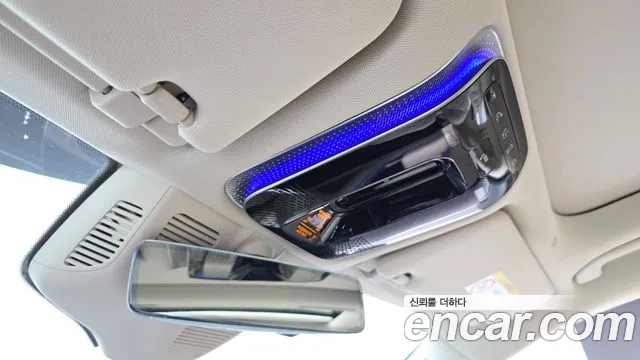 Mercedes-Benz S-Class — Фото автомобиля 24