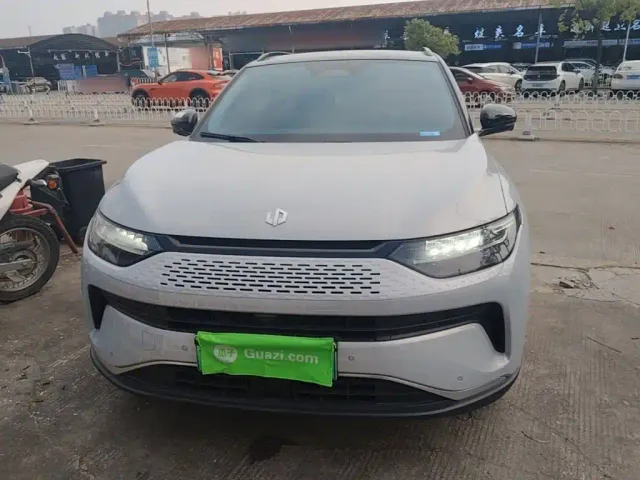 Leapmotor C11 — Фото автомобиля 2