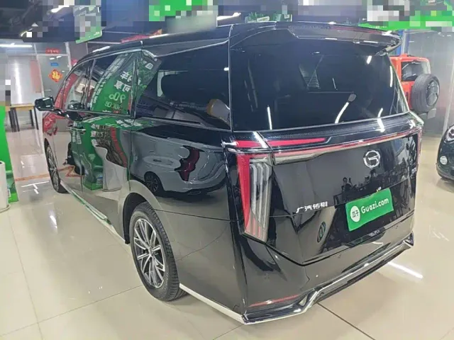 GAC Trumpchi M8 — Фото автомобиля 4