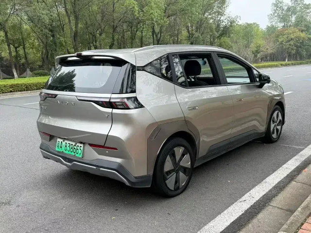 GAC Aion Y — Фото автомобиля 7