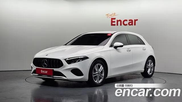 Фотография автомобиля — Mercedes-Benz A-Class W177