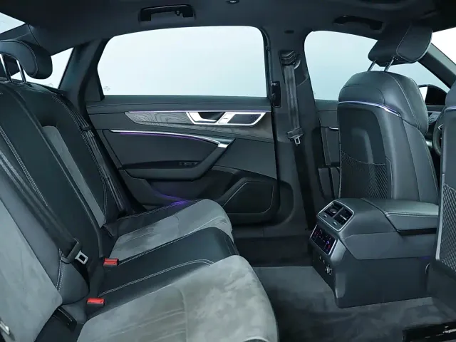 Audi A6L — Фото автомобиля 8