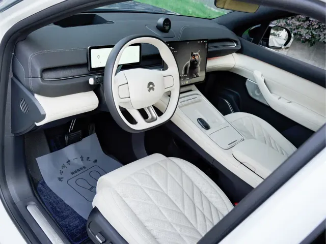 Nio EC6 — Фото автомобиля 11