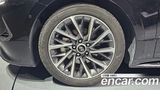 Hyundai Sonata Inspiration — Фото автомобиля 4