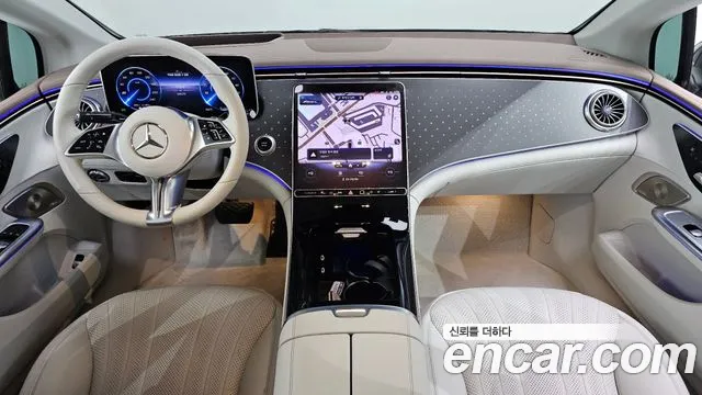 Mercedes-Benz EQE V295 — Фото автомобиля 10