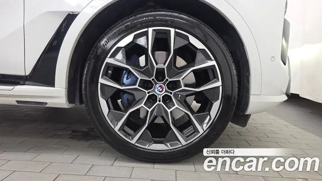 BMW X7 — Фото автомобиля 20