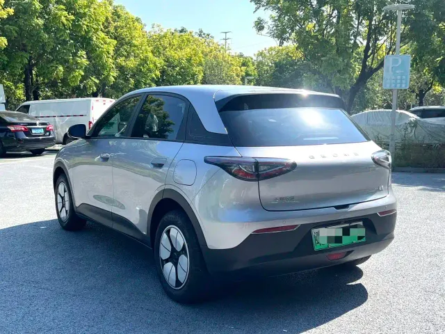 Geely Starry Wish — Фото автомобиля 9