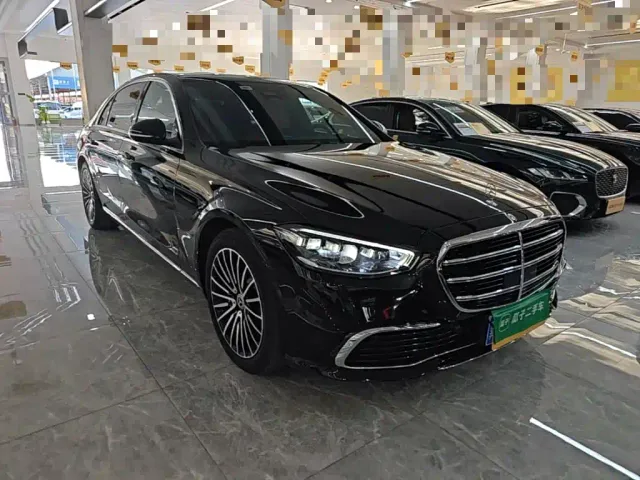 Mercedes-Benz S-Class — Фото автомобиля 3