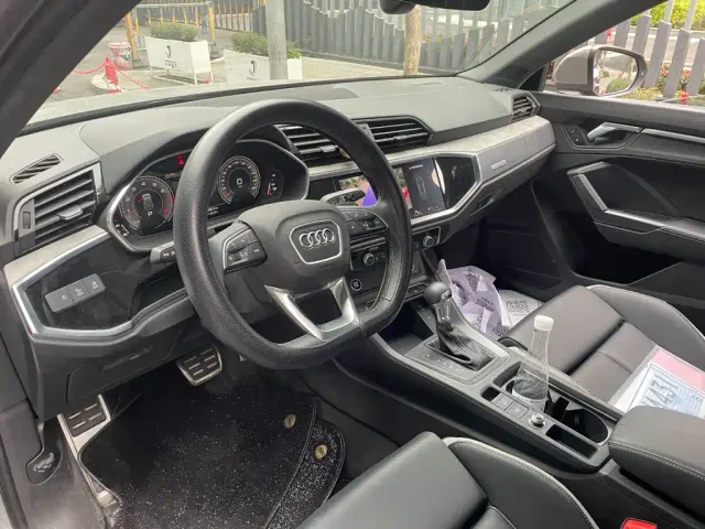 Audi Q3 — Фото автомобиля 7